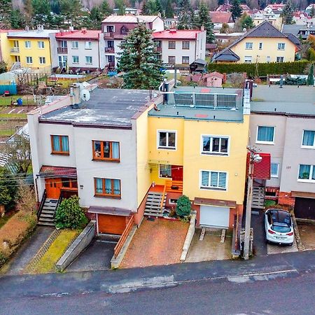 فيلا Mariánské Lázněفي Wellness House Ladova Street المظهر الخارجي الصورة